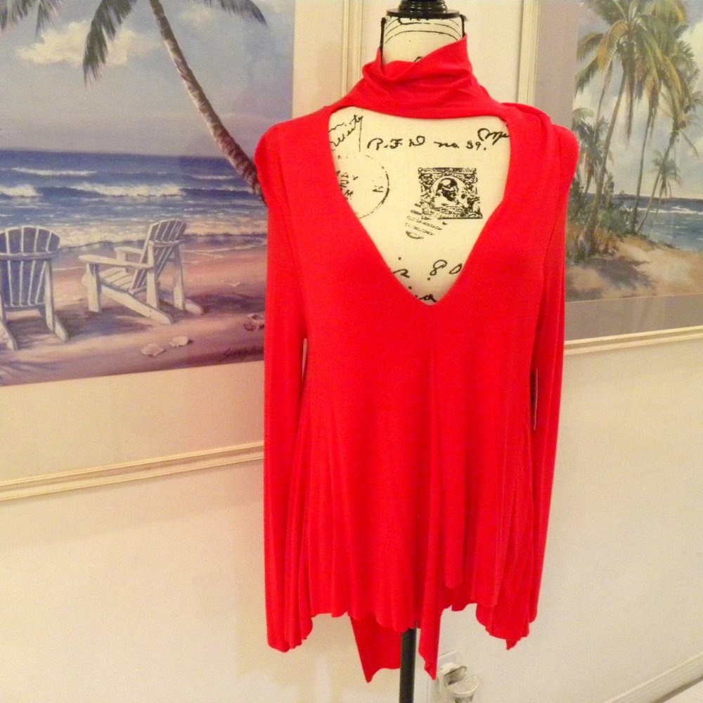 Free people  xs  runs big  NWT